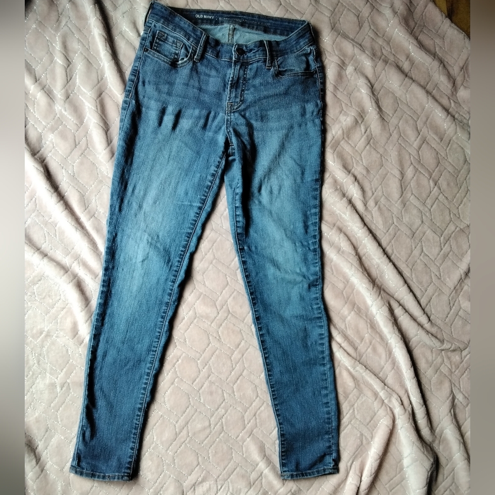 Old Navy super skinny mid rise jeans size 4